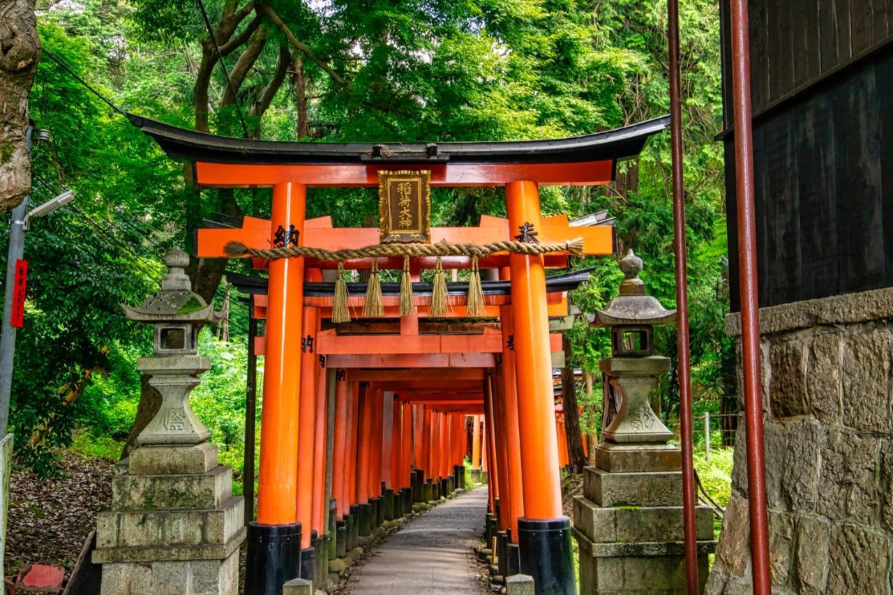 One Heart Fushimi Inari Momoyamacho